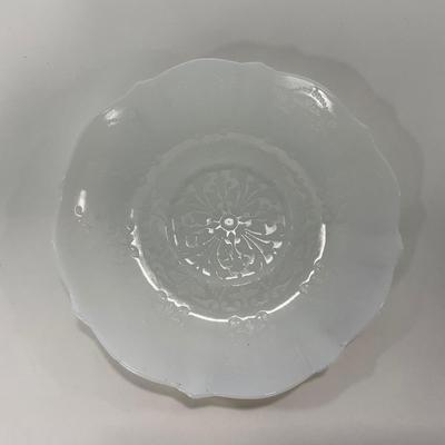 -223- GLASSWARE | White Opalescent Decorative Small Plates