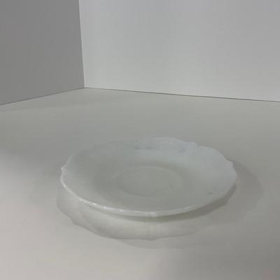 -223- GLASSWARE | White Opalescent Decorative Small Plates