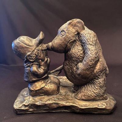 Vintage Oh Sh!t Hunter & Bear Novelty Ceramic Hunting Sculpture Candles, and a vase