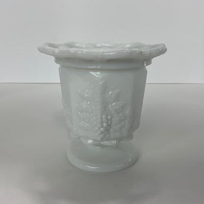 -228- GLASSWARE | Westmoreland Milk Glass Paneled Grapes