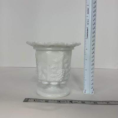 -228- GLASSWARE | Westmoreland Milk Glass Paneled Grapes