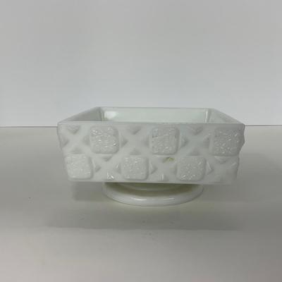 -230- GLASSWARE | Westmoreland Milk Glass Old Quilt Square | Covered Compotes