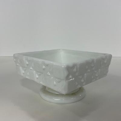 -230- GLASSWARE | Westmoreland Milk Glass Old Quilt Square | Covered Compotes