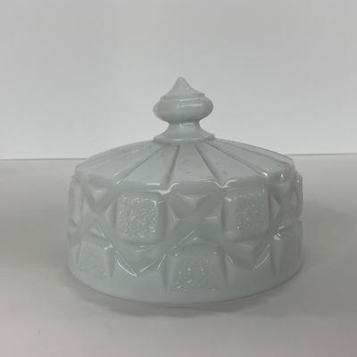 -231- GLASSWARE | Westmoreland Milk Glass Old Quilt | Butter Dish