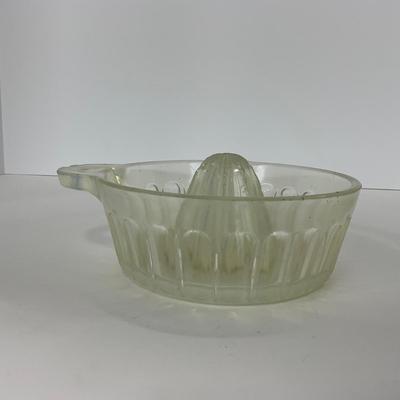 -247- GLASSWARE | Opalescent Large Orange Reamer
