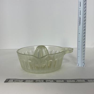 -247- GLASSWARE | Opalescent Large Orange Reamer
