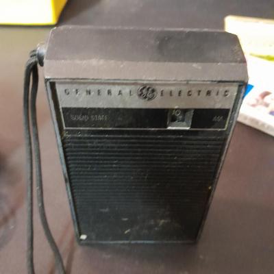 Vintage Kodak Brownie Starmite  camera and General Electric solid state AM radio