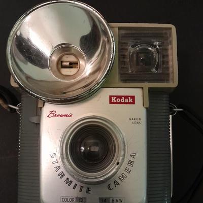 Vintage Kodak Brownie Starmite  camera and General Electric solid state AM radio
