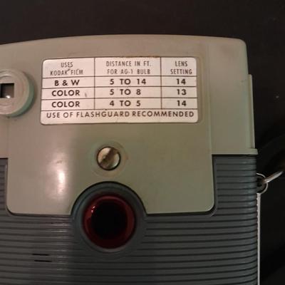 Vintage Kodak Brownie Starmite  camera and General Electric solid state AM radio