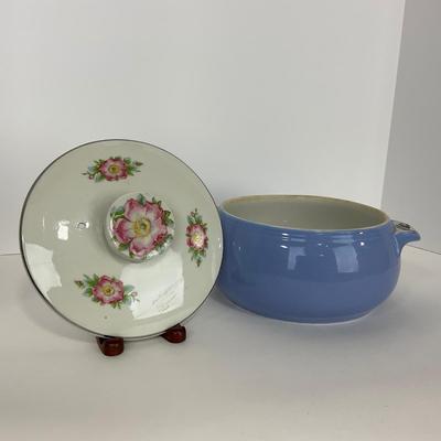 -250- DISHES | Rose Parade Hall Covered Container