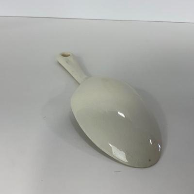-252- DISHES | Hot Oven Harper Chinaware & Serving Spoon