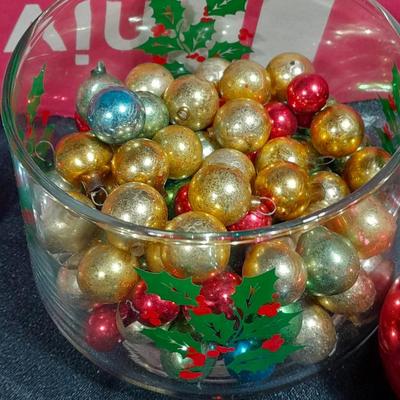 Vintage Shiny Brite Glass Christmas Ornaments / bulbs
