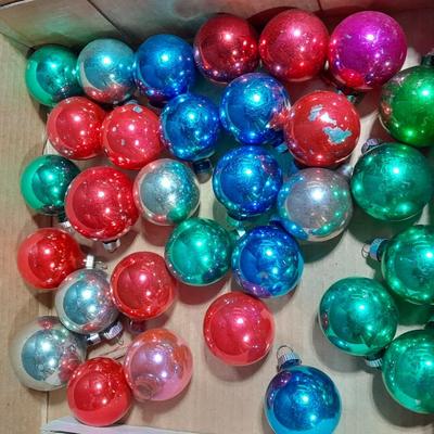 Vintage Shiny Brite Glass Christmas Ornaments / bulbs