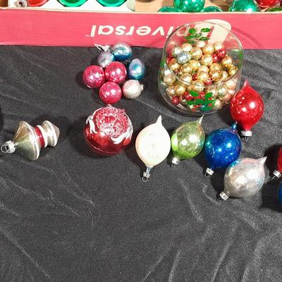 Vintage Shiny Brite Glass Christmas Ornaments / bulbs