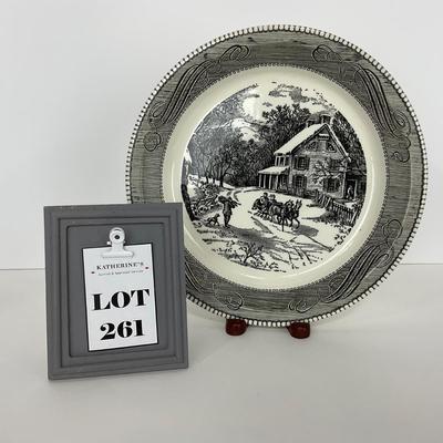 -261- GLASSWARE | Royal China Currier & Ives | Large Serving Plate