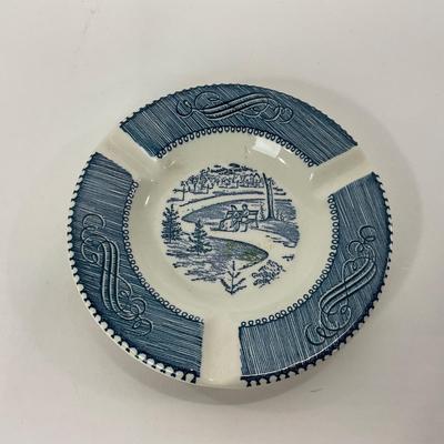 -262- GLASSWARE | Currier & Ives | Ashtrays