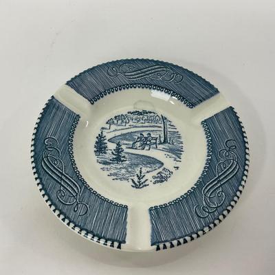 -262- GLASSWARE | Currier & Ives | Ashtrays