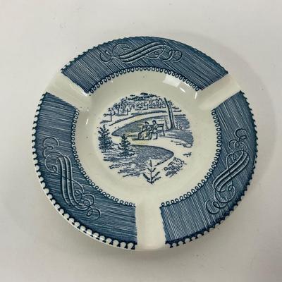 -262- GLASSWARE | Currier & Ives | Ashtrays