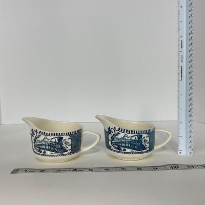 -266- GLASSWARE | Currier & Ives | Creamers