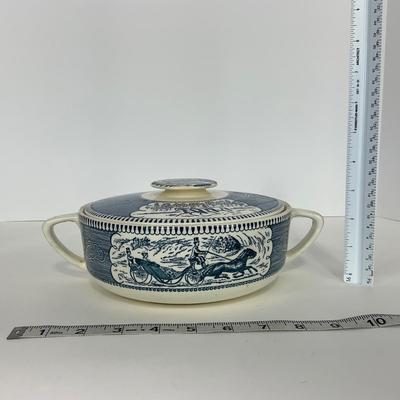 -268- GLASSWARE | Currier & Ives | Covered Casserole Dish