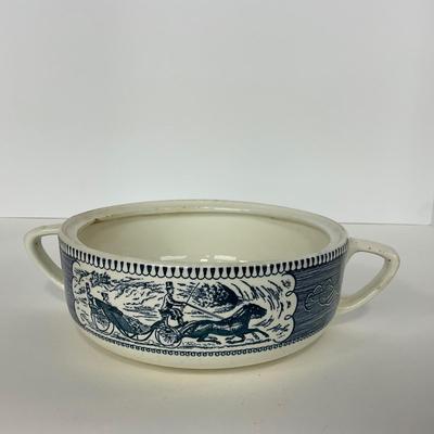 -268- GLASSWARE | Currier & Ives | Covered Casserole Dish
