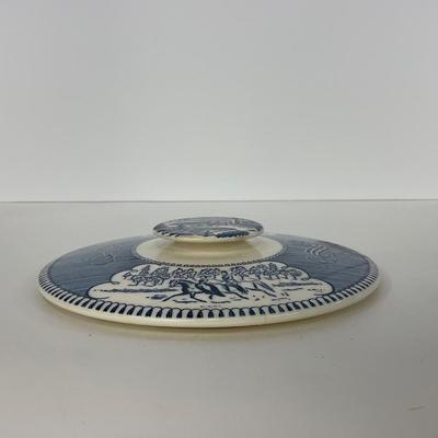 -268- GLASSWARE | Currier & Ives | Covered Casserole Dish