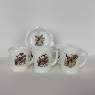 -279- GLASSWARE | Game Birds Fire King Anchor Hocking Glass Co. | Mugs & Ashtray