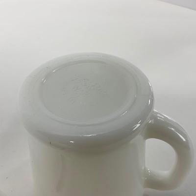 -279- GLASSWARE | Game Birds Fire King Anchor Hocking Glass Co. | Mugs & Ashtray