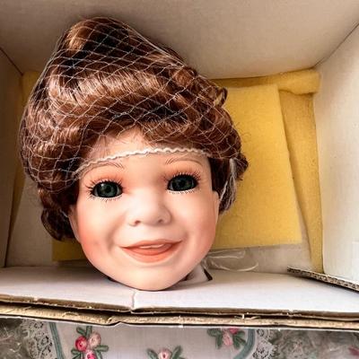 World Gallery Dolls Patty
