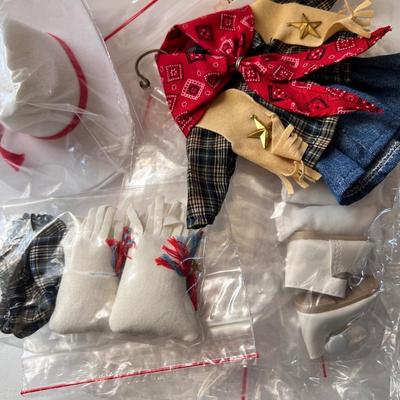 World Gallery Dolls Suzie Doll