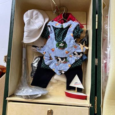 World Gallery Dolls Suzie Doll