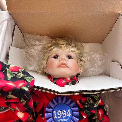World Gallery Dolls Apple Dumpling Doll
