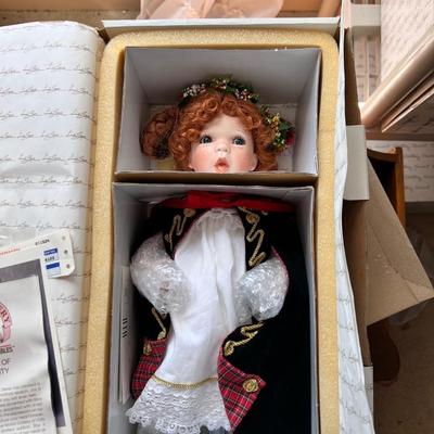World Gallery Dolls Joy Doll