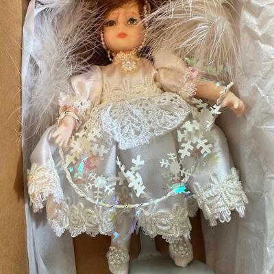 Original International Doll Lot
