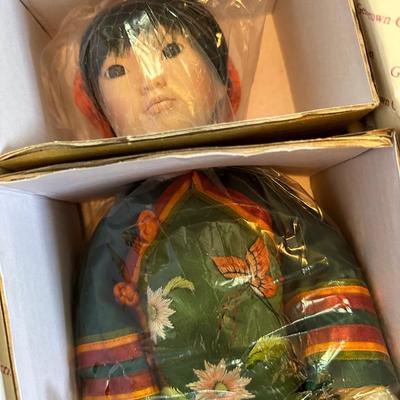 Georgetown Collection Doll Lot