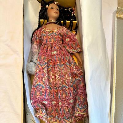 Mann Rolanda Doll
