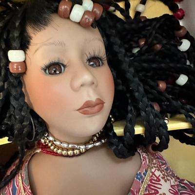 Mann Rolanda Doll
