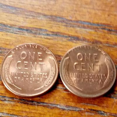 LOT 106 TWO 1955 LINCOLN PENNIES