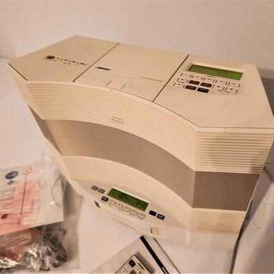 Lot #136  BOSE Acoustic Radio - CD Player - CD 3000