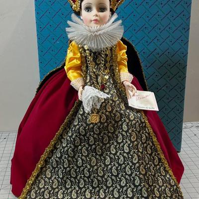 Mary Queen of Scots Madam Alexander Doll, No. 2252 With Original Box 