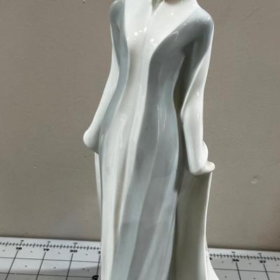 Reflections By Royal Doulton Title Sophistication Porcelain Figurine 