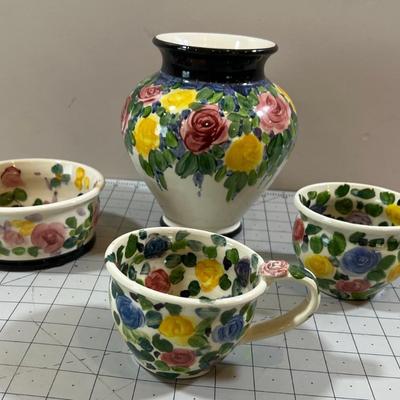 Great Floral Design on Hand Thrown Studio Pottery 