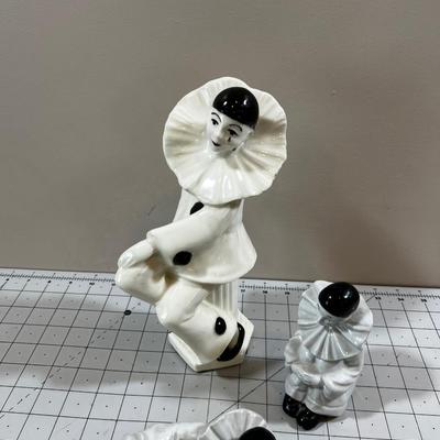Clown Figurines 3 White