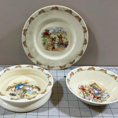 Bunnykins 2 Bowls and a Plate