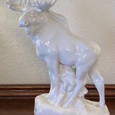Vintage Lomonosov Blanc (Russia) Porcelain Moose