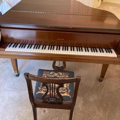 Baldwin Hamilton Baby Grand Piano With Chair