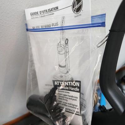 Lot #147  HOOVER Elite Rewind Plus Vacuum