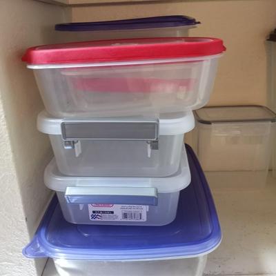 VARIETY OF FOOD CONTAINERS