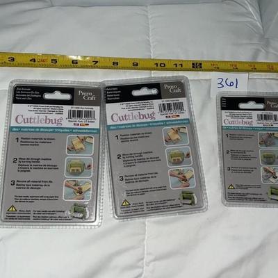 lot of 5 cuttlebug die cuts see pics