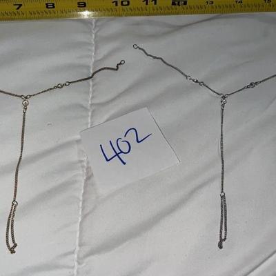 lot of 2 bracelets that hook on your finger
